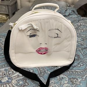 Betsey Johnson Marilyn Bride overnight bag